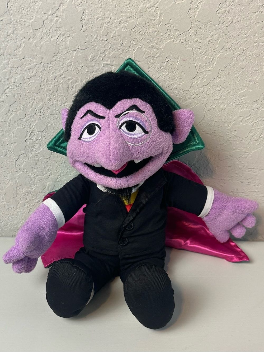 Sesame Street Place The COUNT Plush Seaworld Exclusive Medium Sized 14”